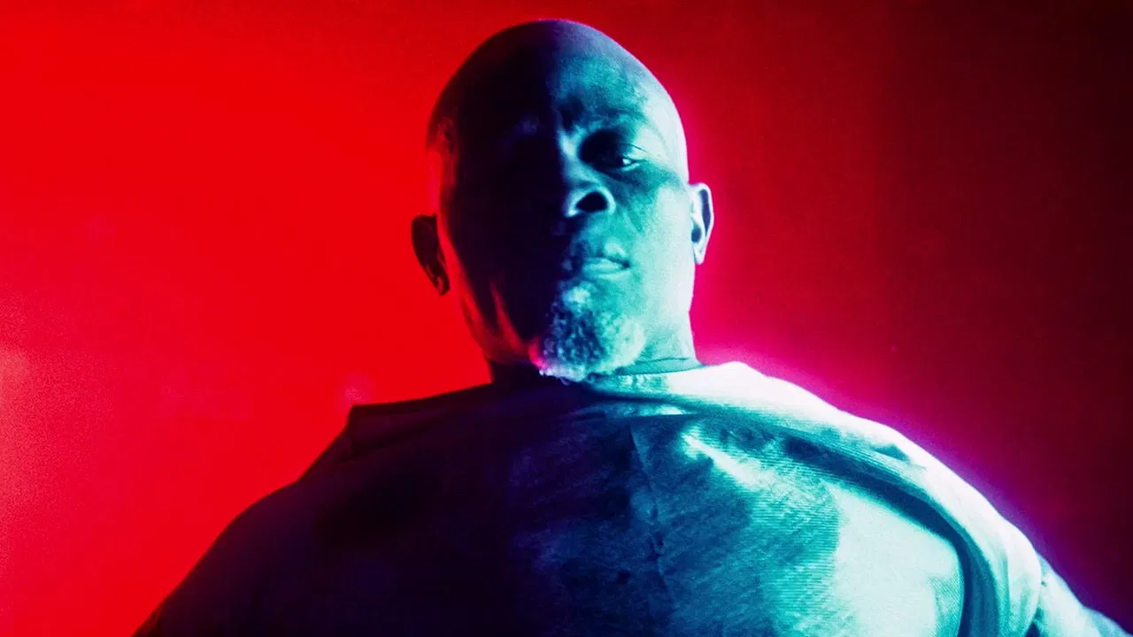 Twisted Movie Screenshot 4