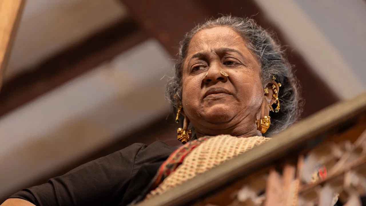 Thaai Kizhavi Movie Screenshot 4